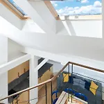 Nest By Adrez Apartmán