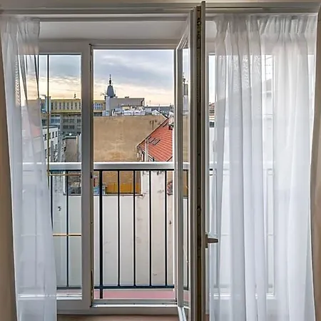 Nest By Adrez Apartment
