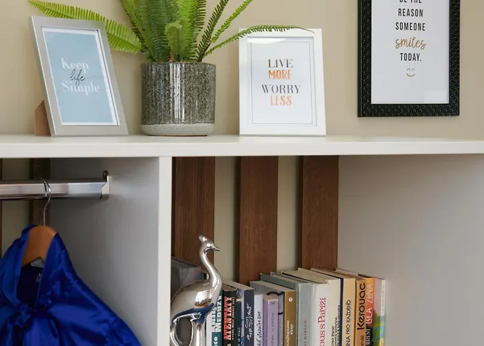 Nest By Adrez Apartment *