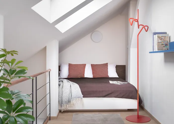 Nest By Adrez Apartment