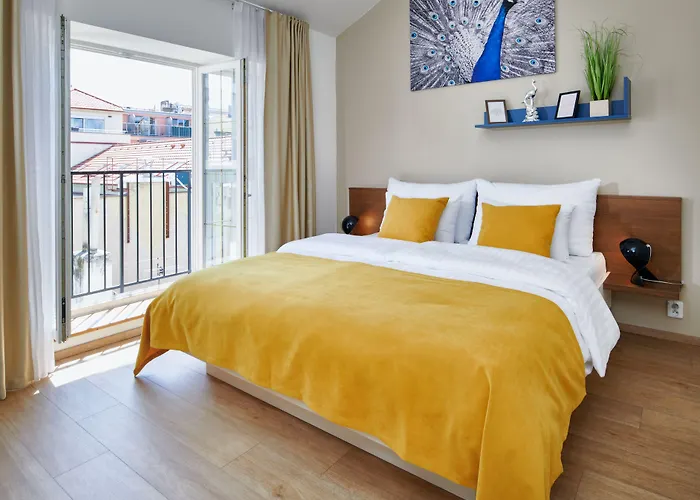 Nest By Adrez Apartment *